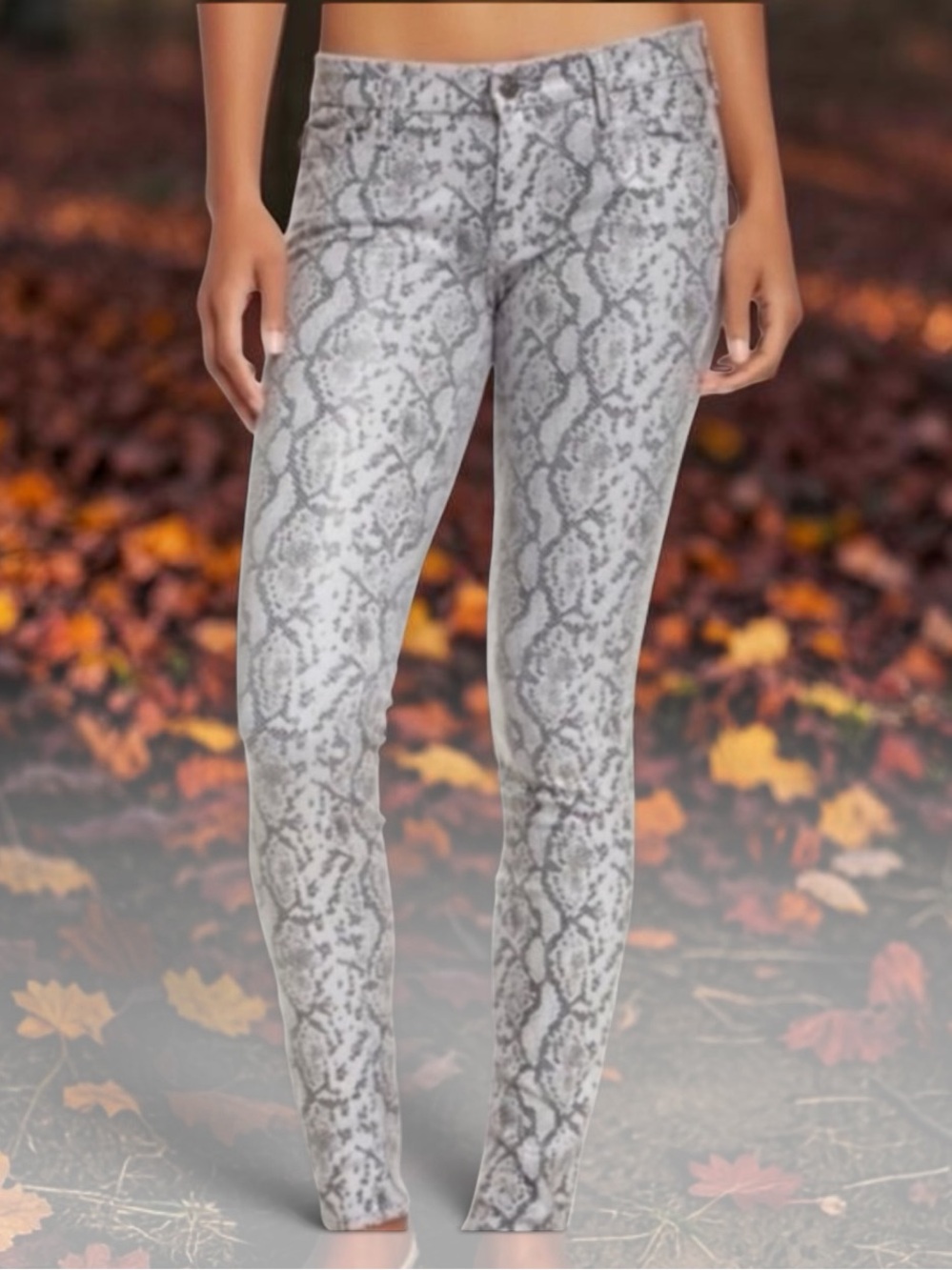 MOTHER The Looker Natural Born Charmer Jean Rattle Snake Size 24